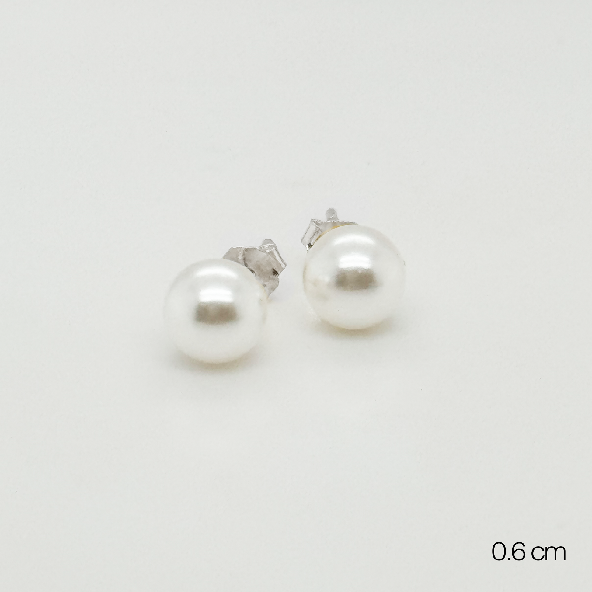 Pearl Studs