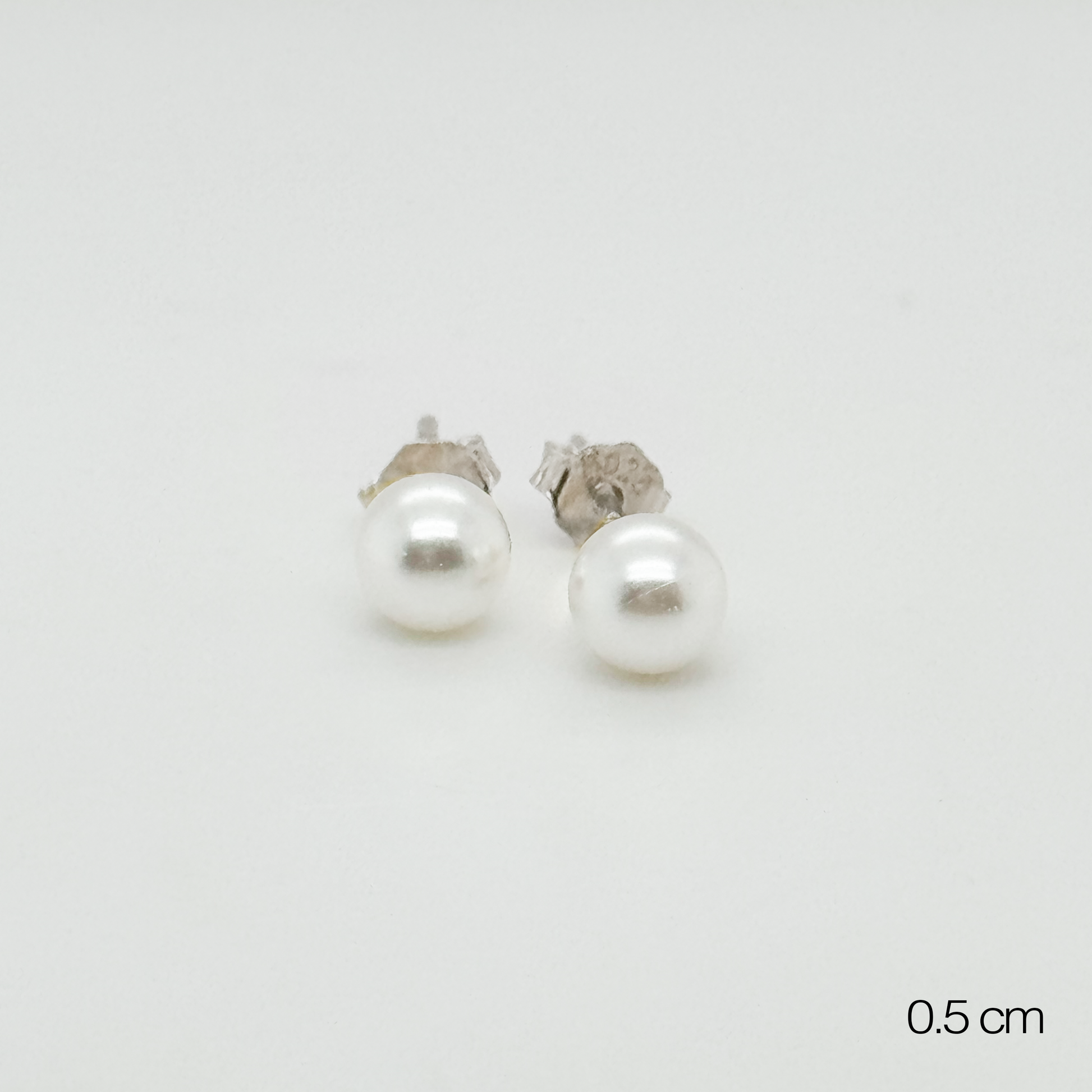 Pearl Studs