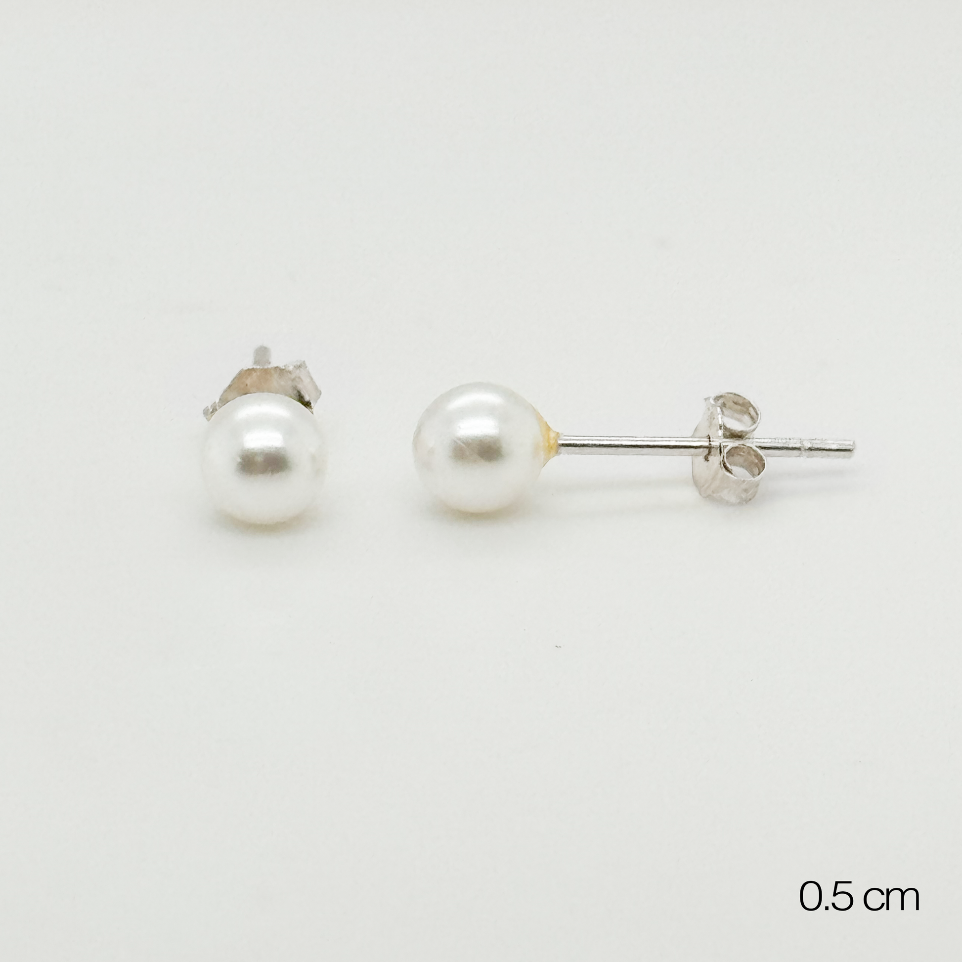 Pearl Studs