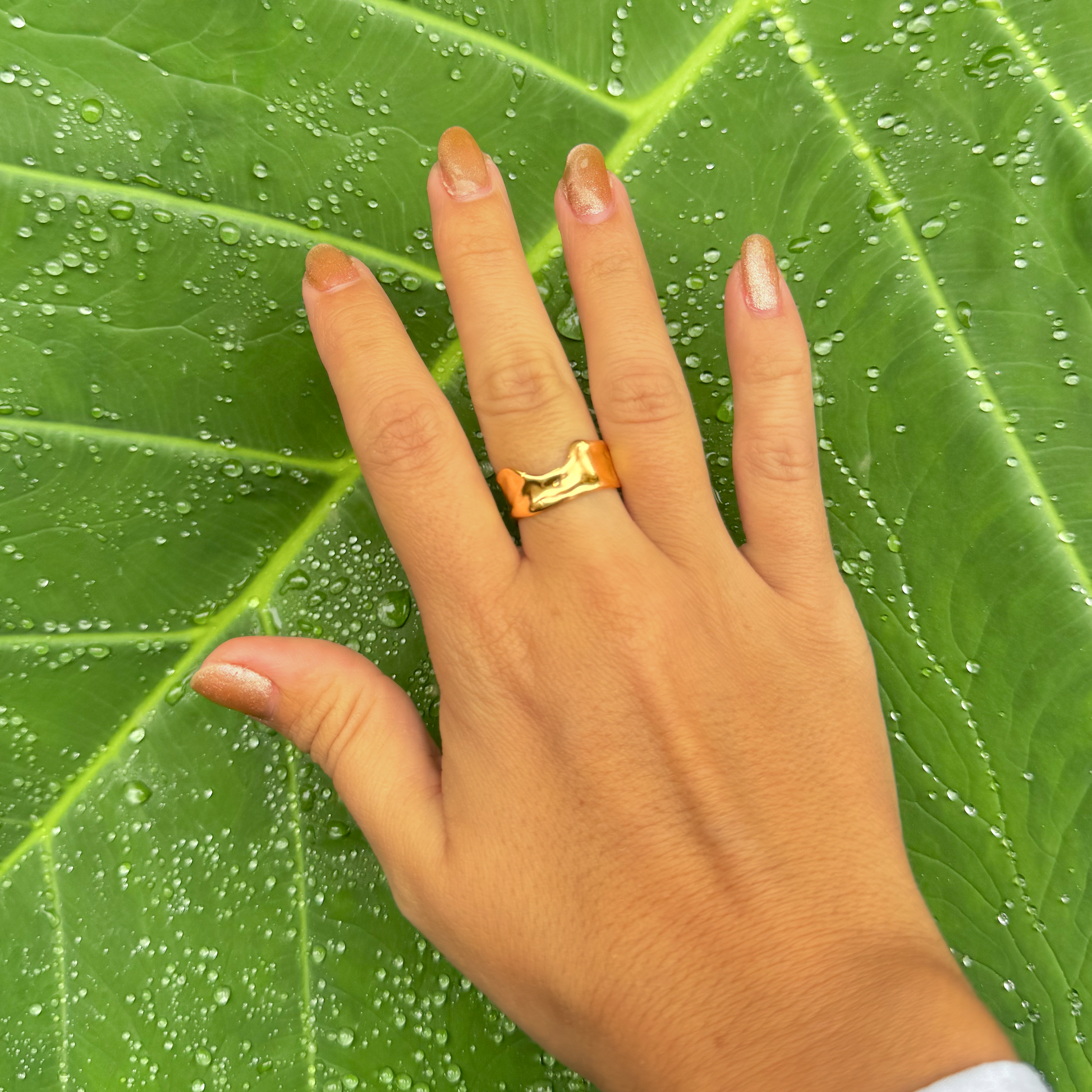 Wavery Ring