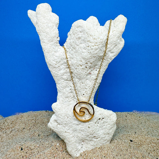 Tarifa Circle Wave Necklace