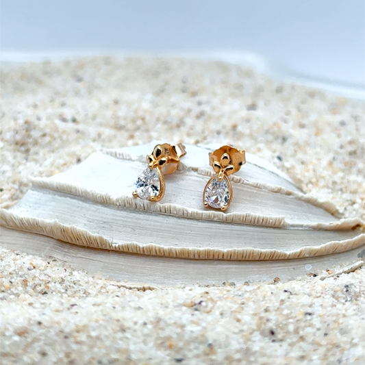 Tear Drop Golden Flower Studs